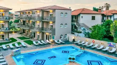 Royal hotel and Suites