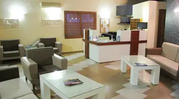 Royal Hotel and Suites
