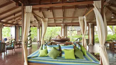 Royal Island Resort & Spa