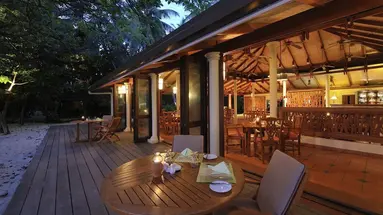 Royal Island Resort & Spa