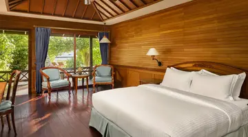Royal Island Resort & Spa 