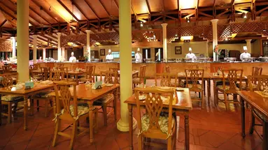 Royal Island Resort & Spa