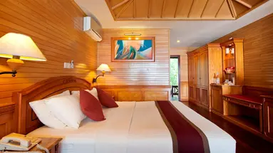 Royal Island Resort & Spa