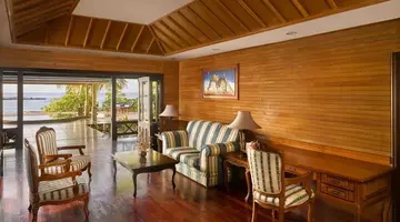 Royal Island Resort & Spa