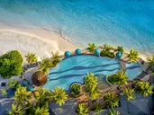 Royal Island Resort & Spa 