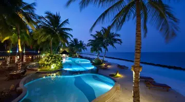 Royal Island Resort & Spa