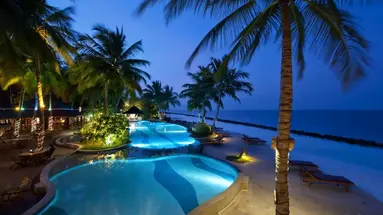 Royal Island Resort & Spa