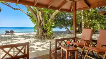 Royal Island Resort & Spa 