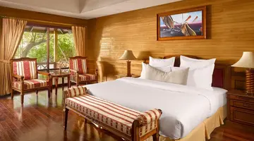 Royal Island Resort & Spa