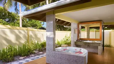 Royal Island Resort & Spa