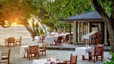Royal Island Resort & Spa 