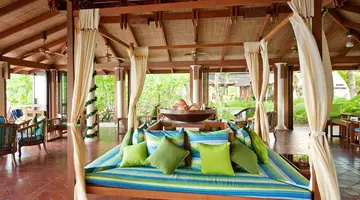 Royal Island Resort & Spa