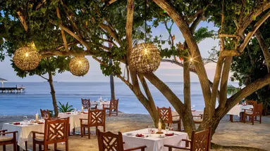 Royal Island Resort & Spa 