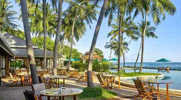 Royal Island Resort & Spa 