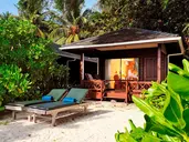 Royal Island Resort & Spa