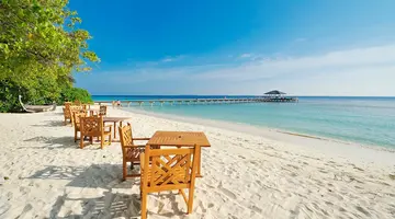 Royal Island Resort & Spa