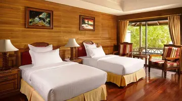Royal Island Resort & Spa