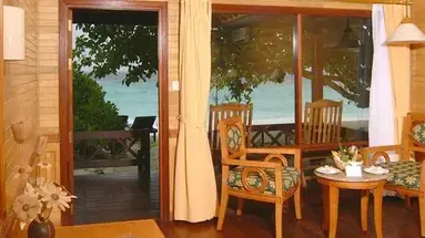 Royal Island Resort