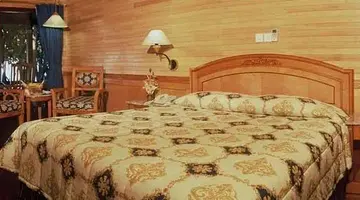 Royal Island Resort
