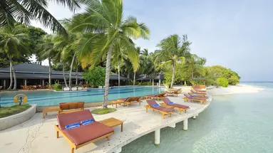 ROYAL ISLAND