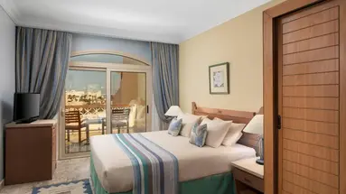 ROYAL LAGOONS AQUA PARK RESORT & SPA