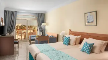 ROYAL LAGOONS AQUA PARK RESORT & SPA