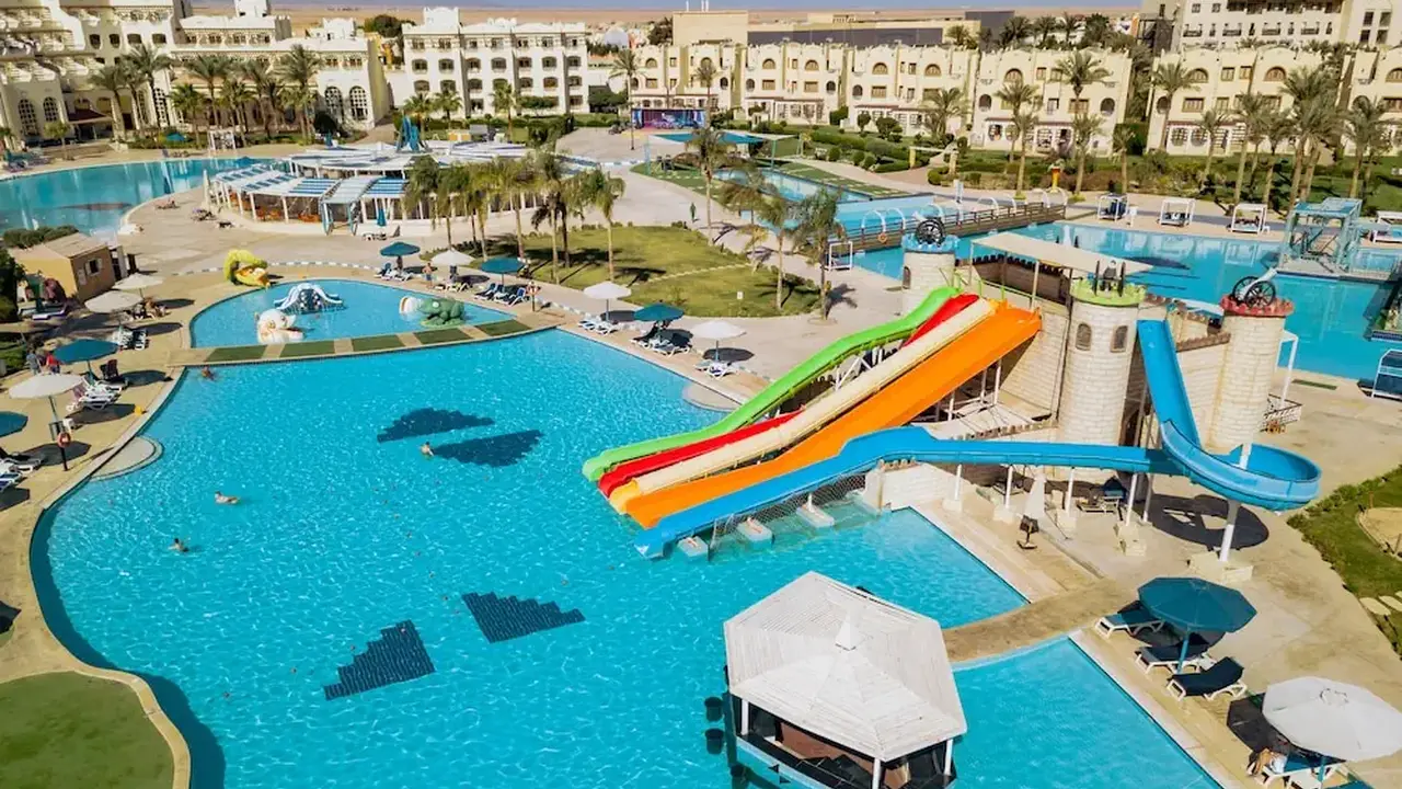 Royal Lagoons Resort & Aqua Park Familie