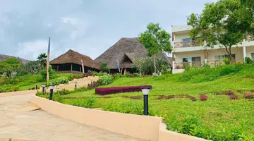 Royal Mandarin Hotel & Resort