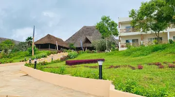Royal Mandarin Hotel & Resort