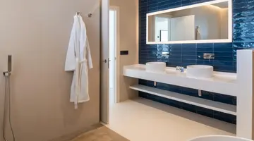Royal Marina Suites Boutique Hotel