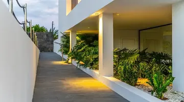 Royal Marina Suites Boutique Hotel