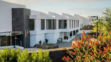 Royal Marina Suites Boutique Hotel