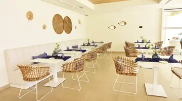 Royal Marina Suites Boutique Hotel