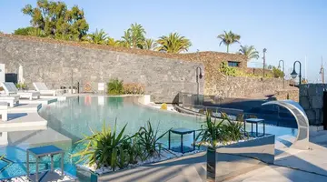 Royal Marina Suites Boutique Hotel