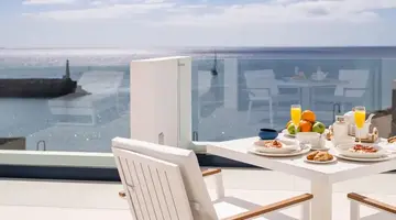 Royal Marina Suites Boutique Hotel