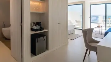 Royal Marina Suites Boutique Hotel
