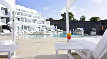 Royal Marina Suites Boutique Hotel