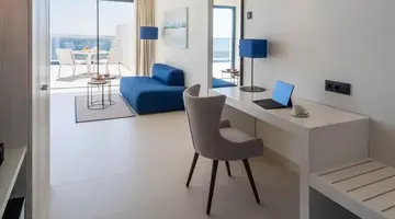 Royal Marina Suites Boutique Hotel