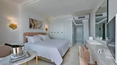 Royal Marmin Bay Boutique and Art Hotel