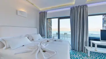 Royal Marmin Bay Boutique and Art Hotel