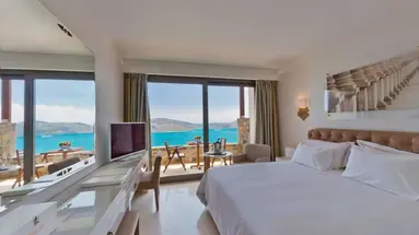 Royal Marmin Bay Boutique and Art Hotel