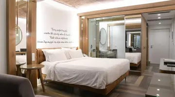 Royal Marmin Bay Boutique and Art Hotel