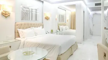 Royal Marmin Bay Boutique and Art Hotel