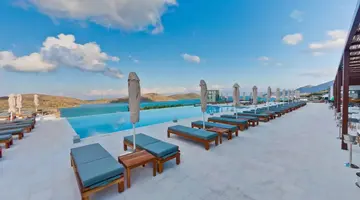 Royal Marmin Bay Boutique and Art Hotel