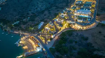 Royal Marmin Bay Boutique & Art Hotel