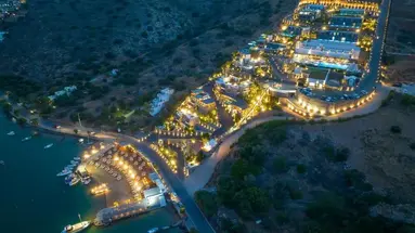 Royal Marmin Bay Boutique & Art Hotel