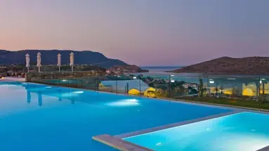 Royal Marmin Bay Boutique & Art Hotel
