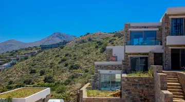 Royal Marmin Bay Boutique & Art Hotel