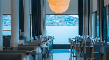 ROYAL MARMIN BAY BOUTIQUE & ART