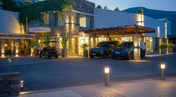 ROYAL MARMIN BAY BOUTIQUE & ART